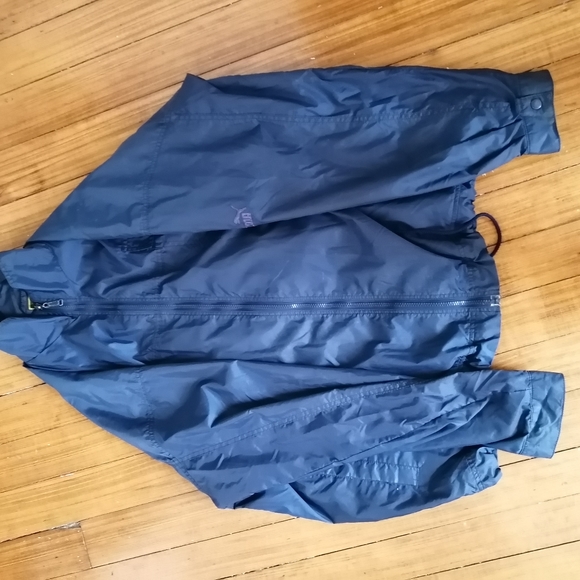 Vintage Puma Windbreaker - Picture 5 of 8